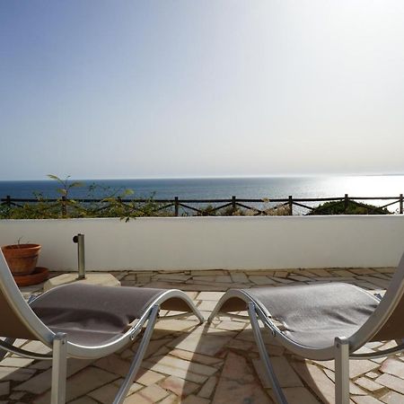 Carvoeiro Sol Seafront Apartment Exterior photo